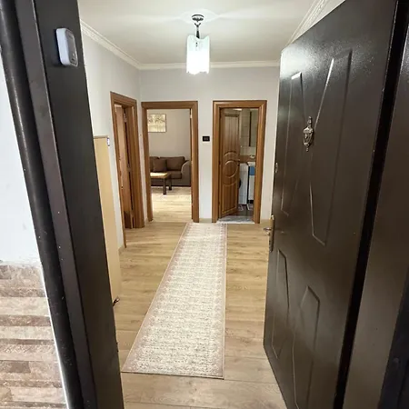 Entry 公寓 *